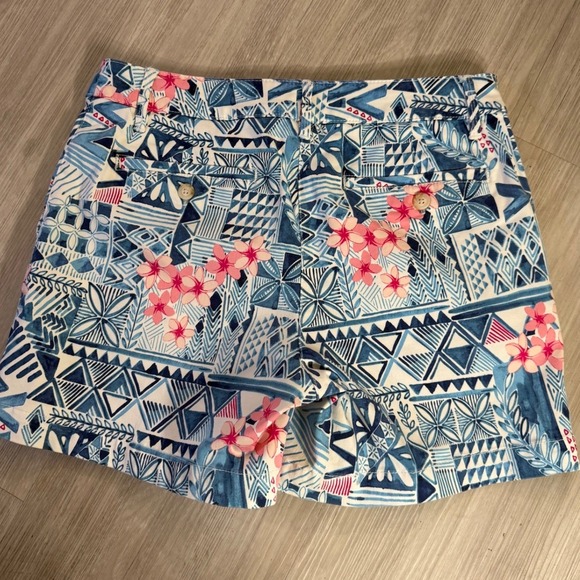 Tommy Bahama Womens Size 4 Blue Pink Geometric Floral Tribal Print Cotton Shorts - Picture 3 of 11